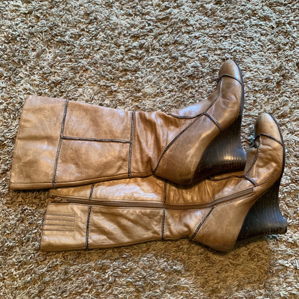 Aldo Boots 👢 - Picture 1 of 5